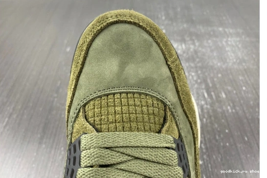 4 SE Jordan Medium Retro  FB9927-200  Olive FB9927-200  Craft  0319